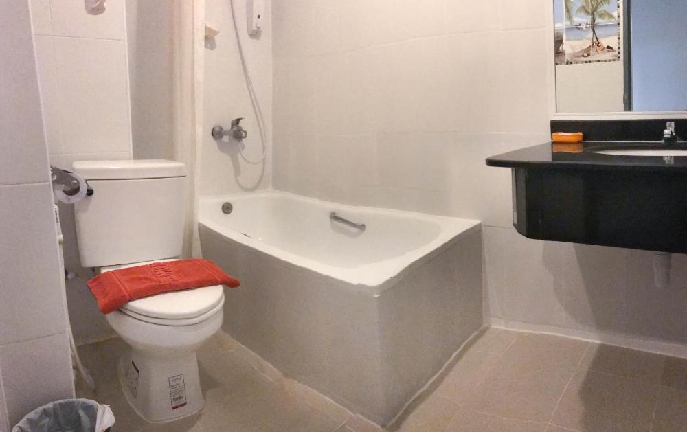 Room image 2