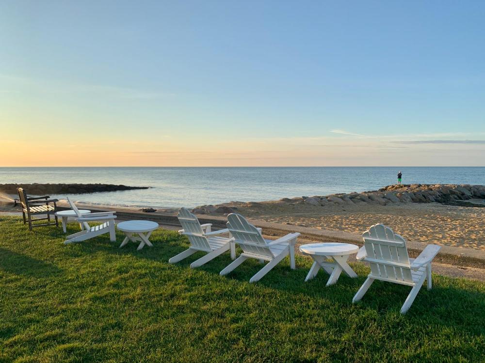 lighthouse inn