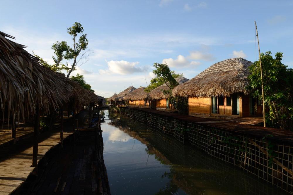 Baan​ Tonlamphu​ Pakpra
