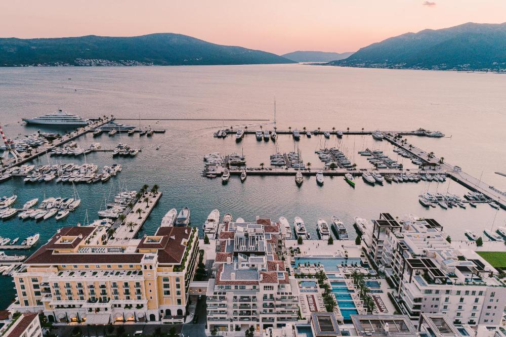 Foto - Regent Porto Montenegro