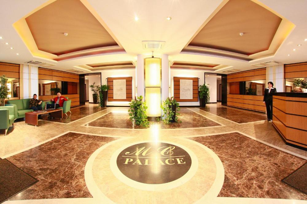 monte carlo palace rooms