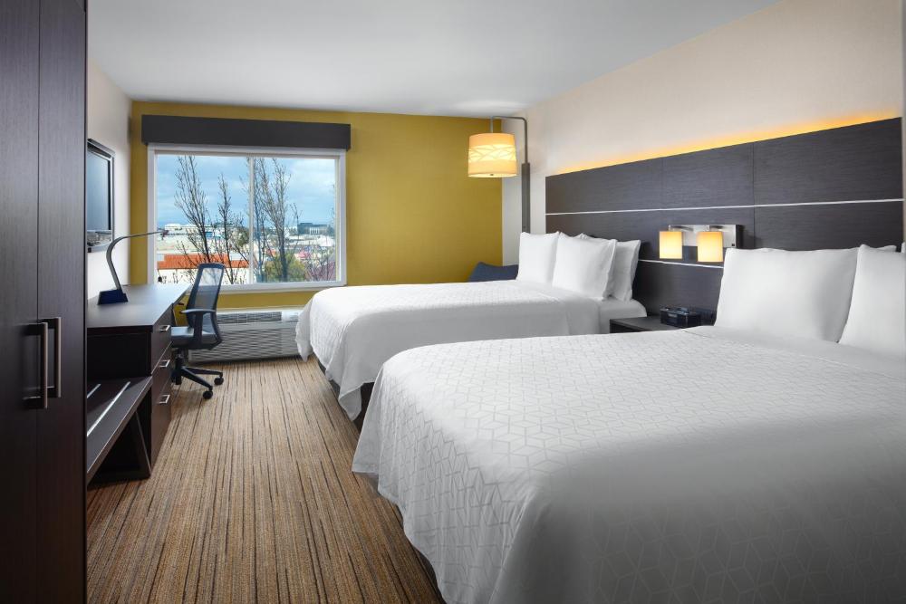 Holiday Inn Express Accommodations