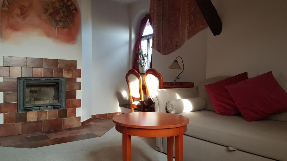 Villa Del Arte Bed Breakfast Prices Photos Reviews Address