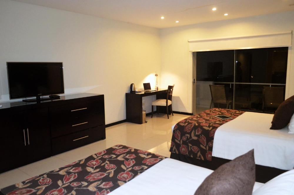 Room image 5