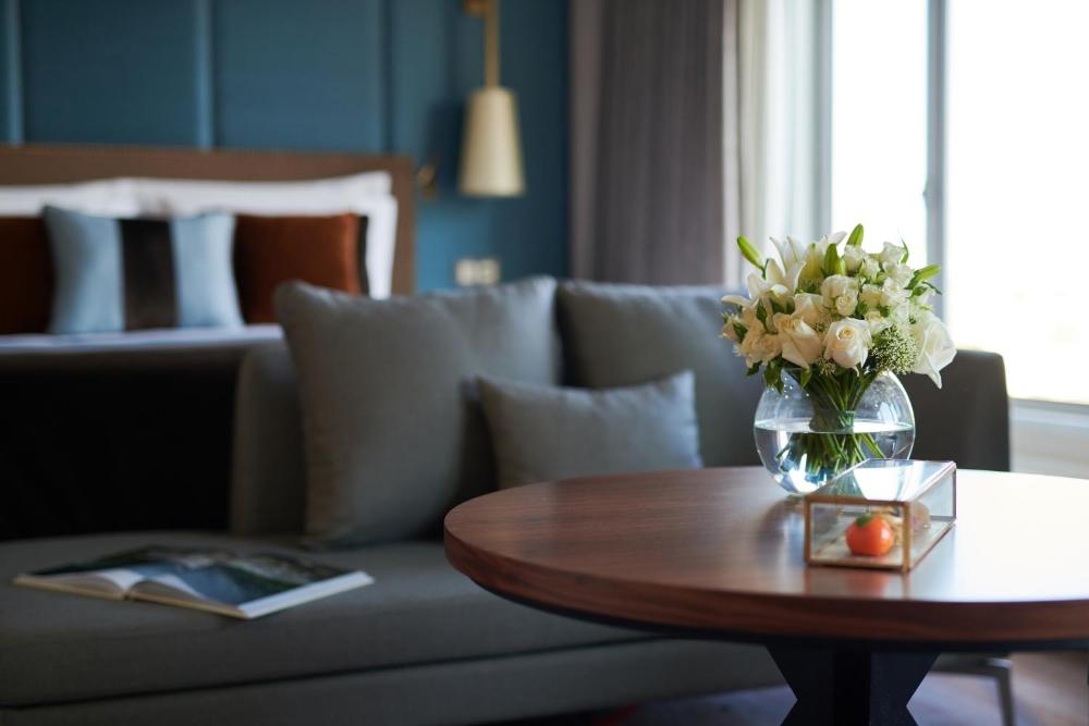 Room Image 3