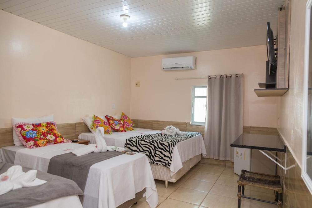 Room image 3