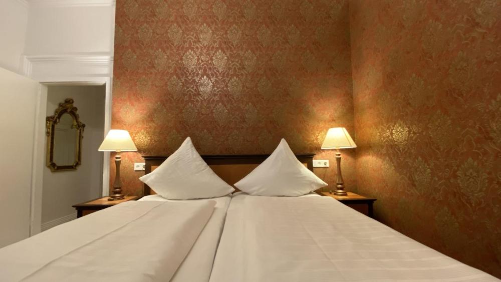 Hotel Burgund Prices Photos Reviews Address Germany