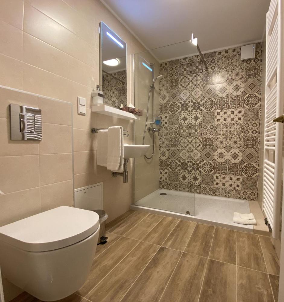 Hotel Burgund Prices Photos Reviews Address Germany