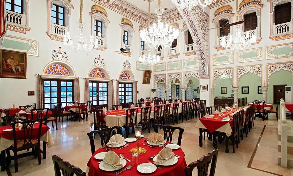 Laxmi Vilas Palace