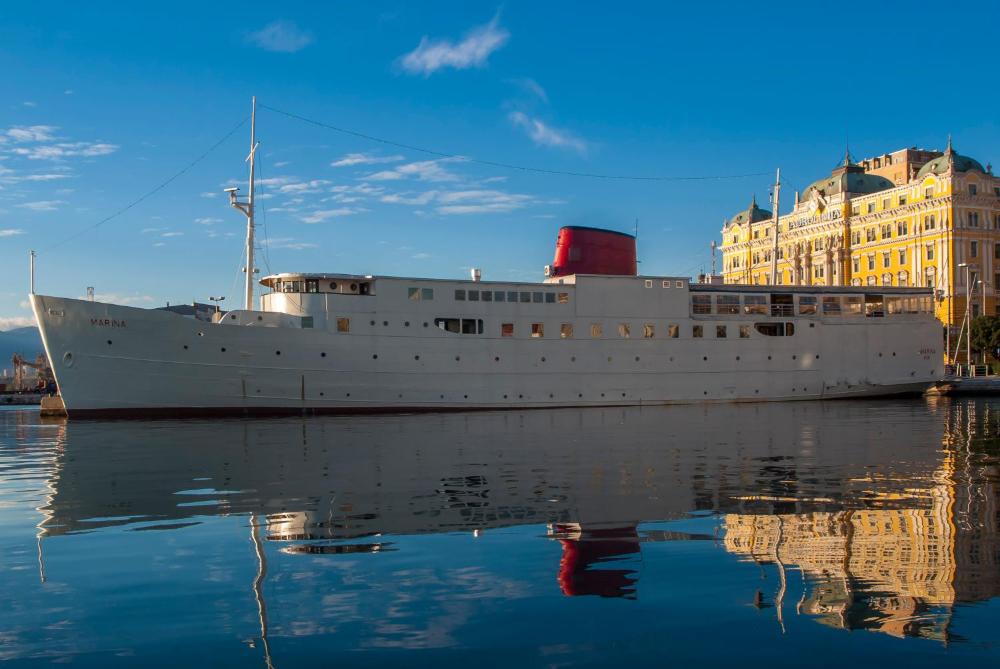 Foto - Botel Marina