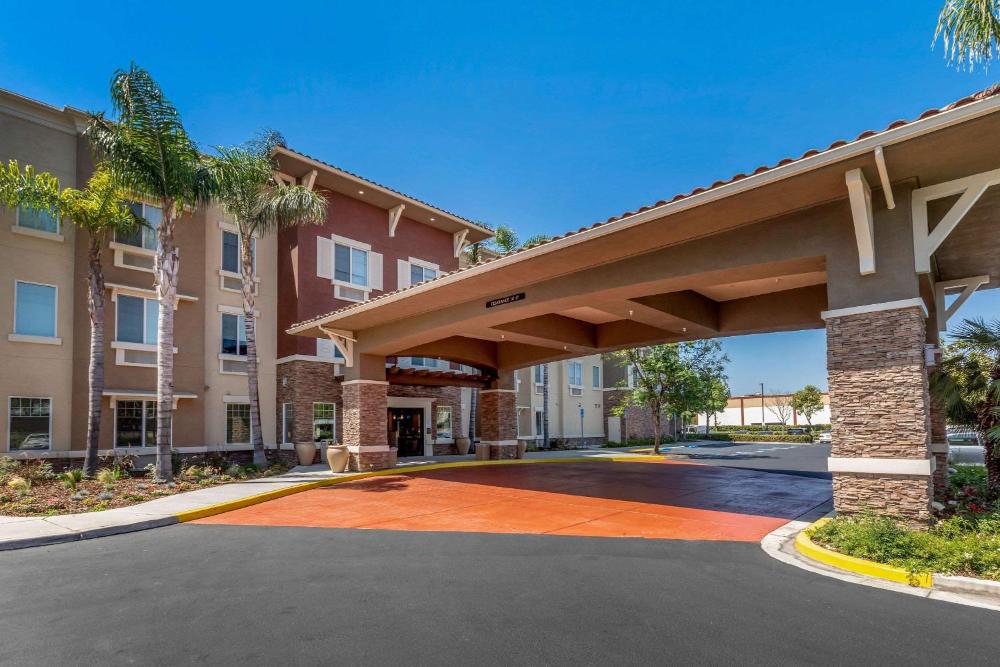 Photo - Comfort Inn & Suites Near Ontario Airport