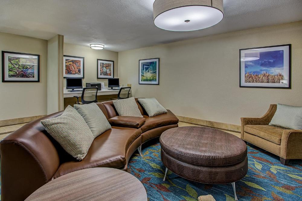 Photo - Candlewood Suites Louisville Airport, an IHG Hotel