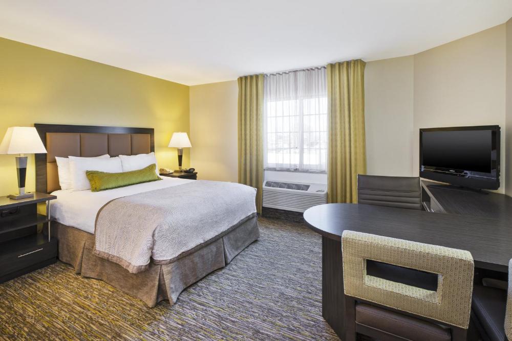 Foto - Candlewood Suites Indianapolis Airport, an IHG Hotel