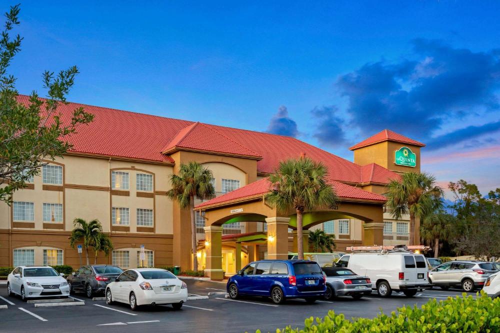 Photo - La Quinta Inn and Suites Fort Myers I-75