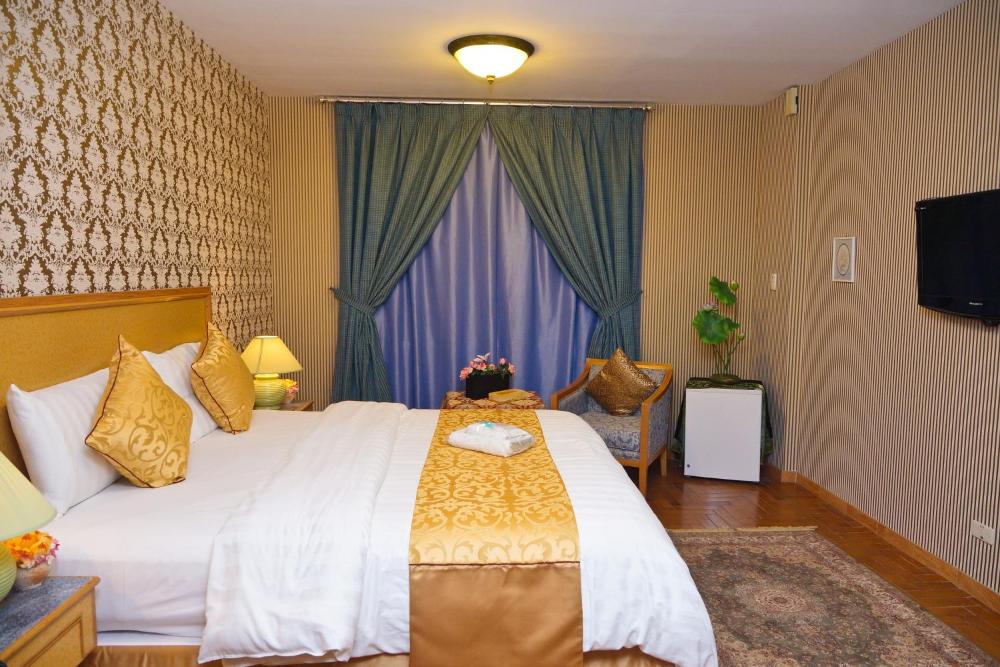 Room Image 5