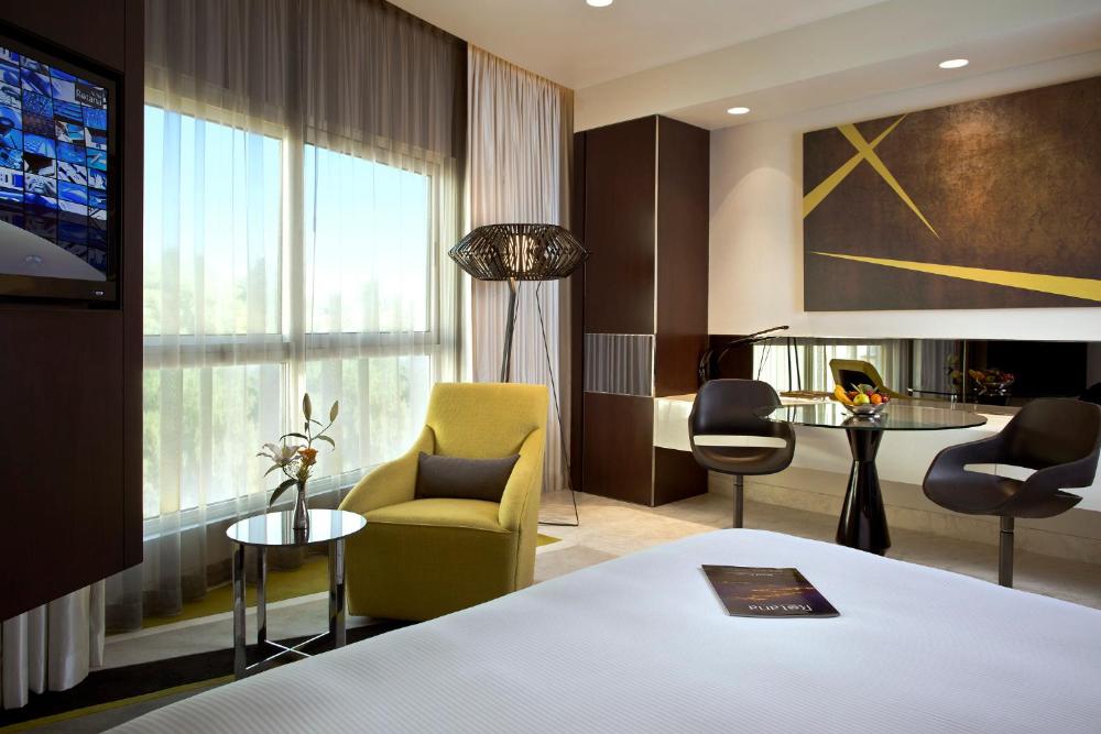 Room image 5