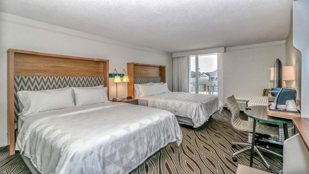 Photo - Holiday Inn Resort Oceanfront at Surfside Beach, an IHG Hotel