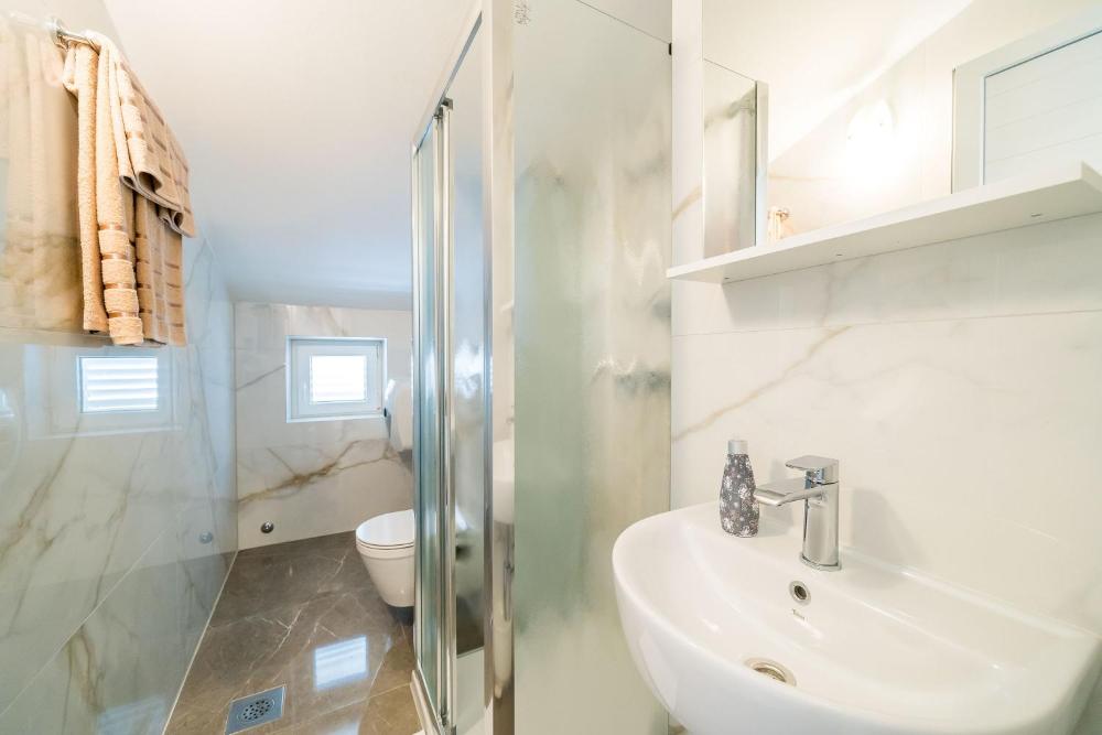 rooms and apartments barisic