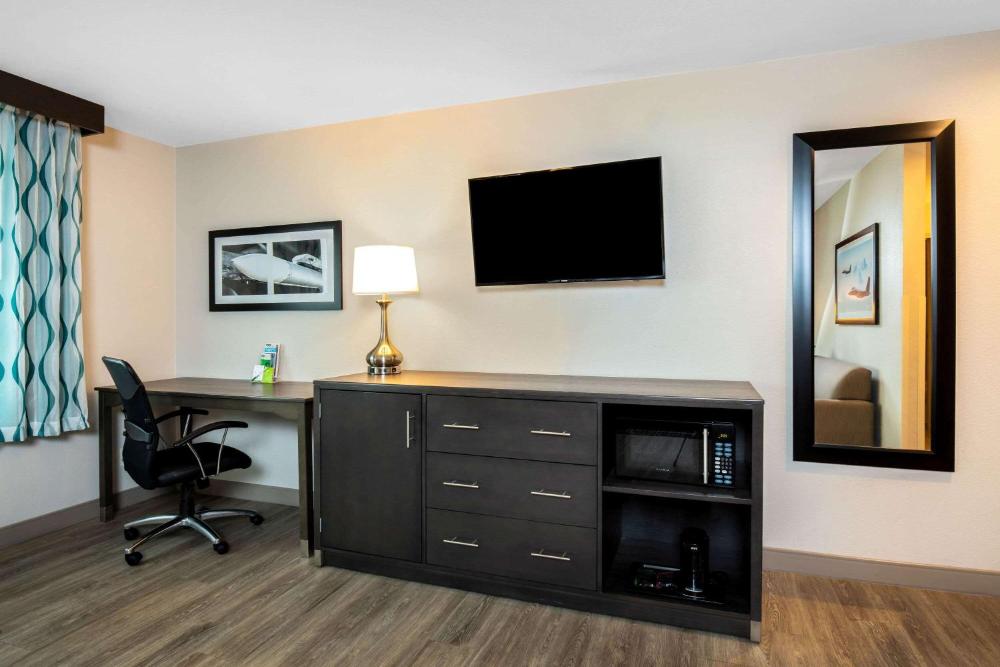Room Image 2