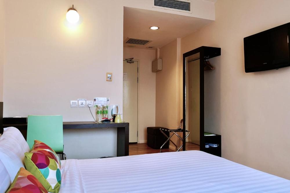 The Limetree Hotel Kuching Prices Photos Reviews Address Malaysia
