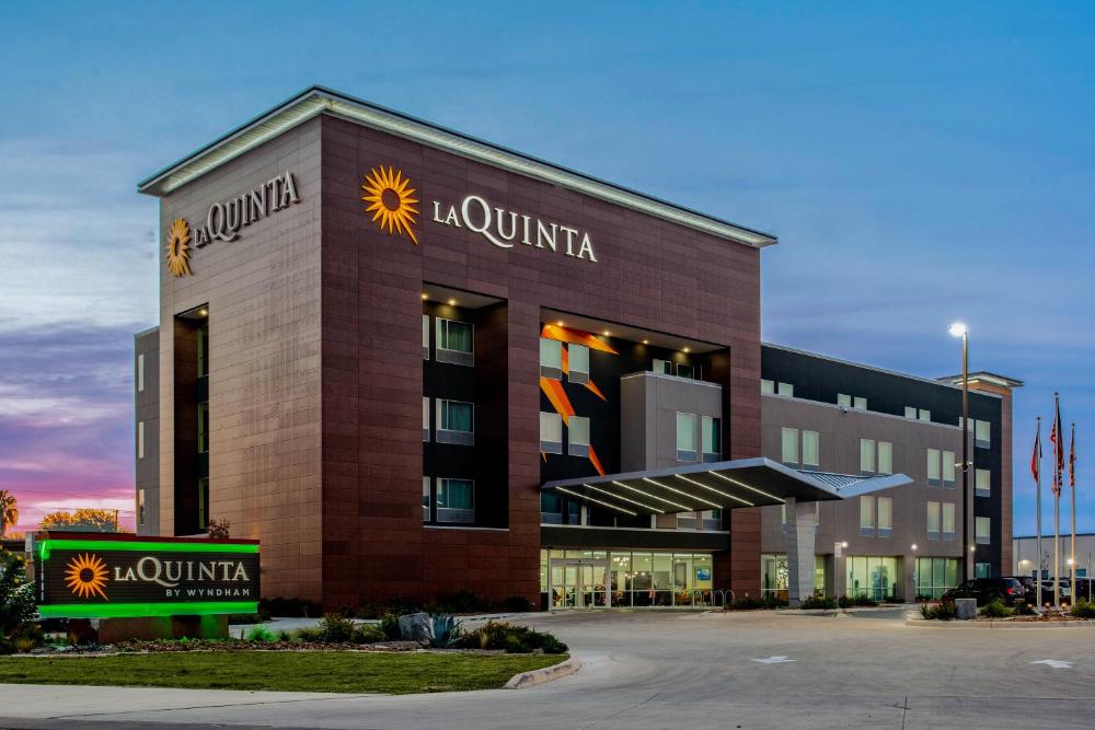 Photo - La Quinta by Wyndham San Antonio Alamo City