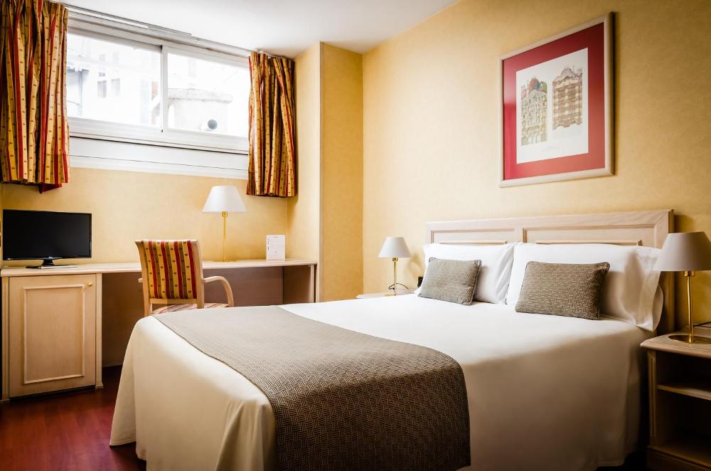 Room image 4