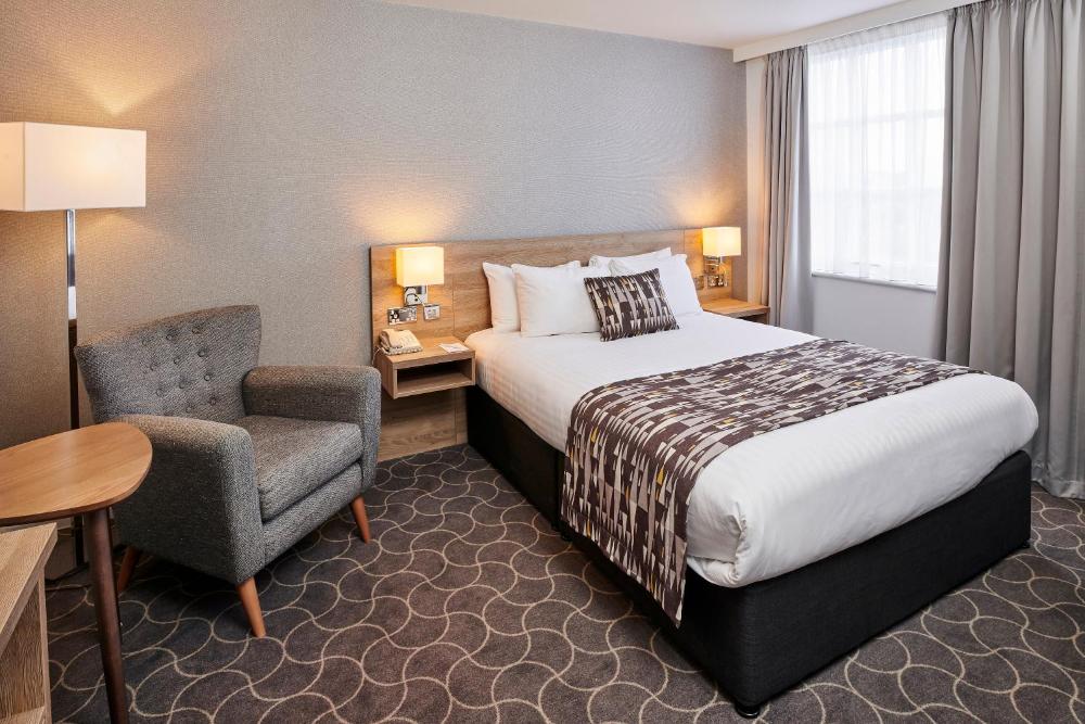 Photo - Holiday Inn Ellesmere Port/Cheshire Oaks, an IHG Hotel