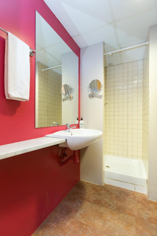 Ainb Born Tiradors Apartments Prices Photos Reviews -