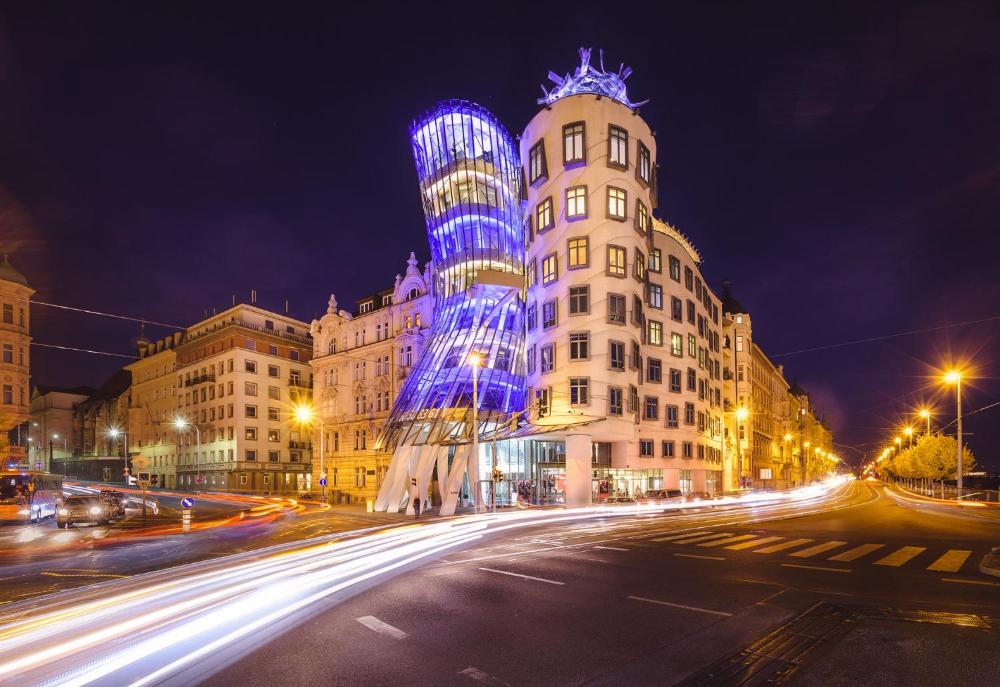 Foto - Dancing House - Tančící dům hotel