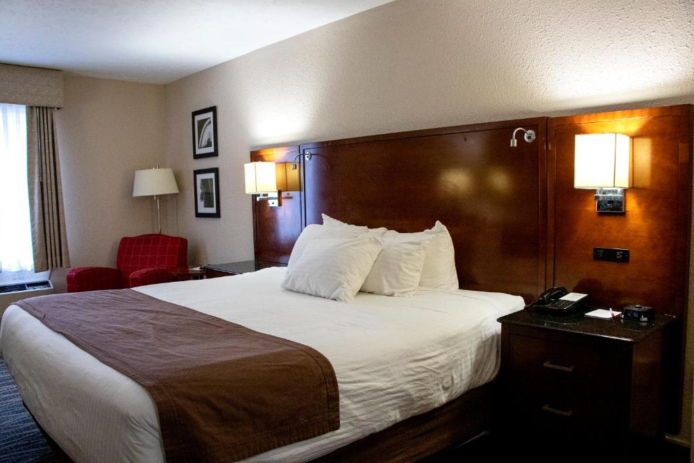Room image 3