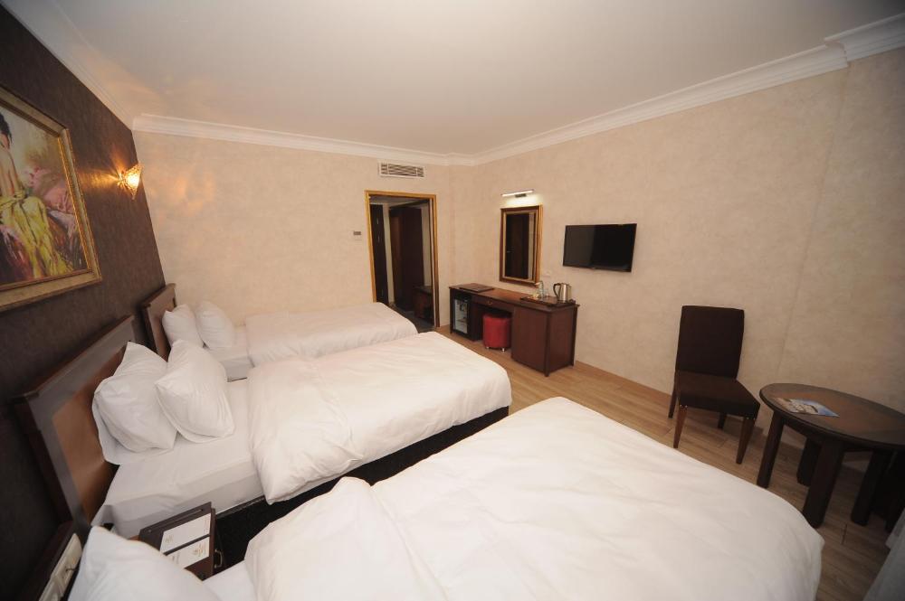 Room image 5