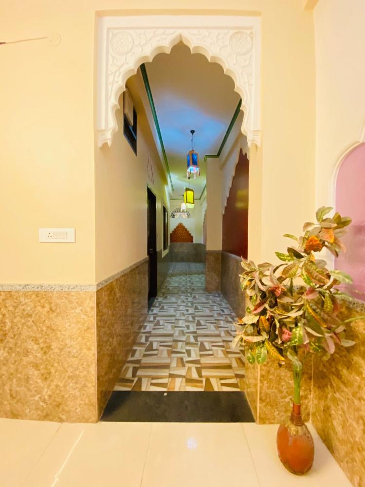 Moonlight Homestay & Hostel