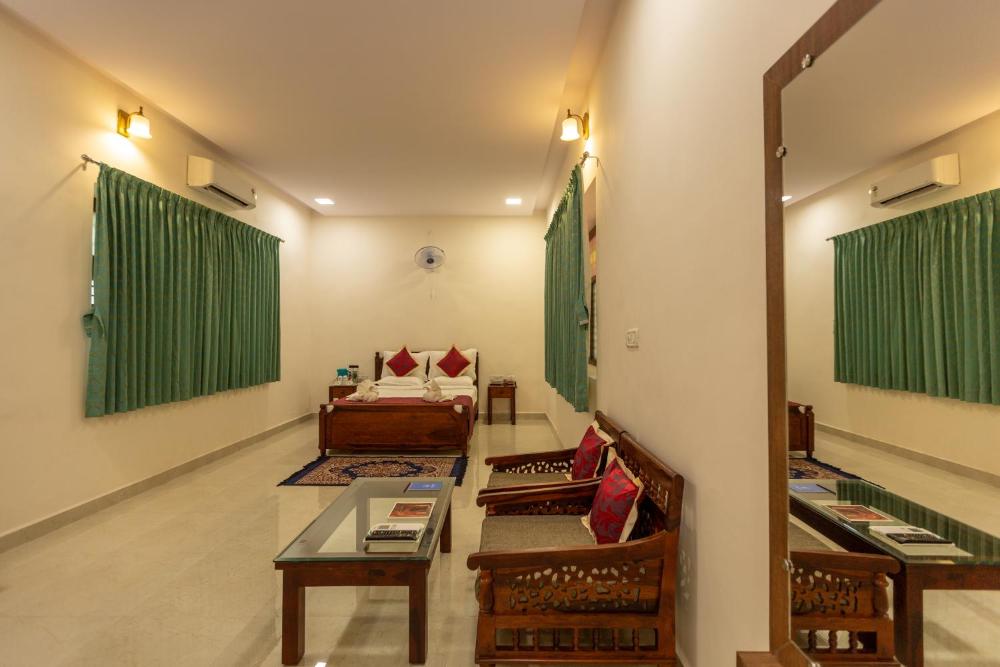 KSTDC Hotel Mayura Adilshahi Bijapur