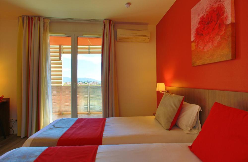 aparthotel mer and golf city perpignan centre