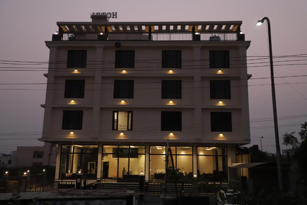 clover inn