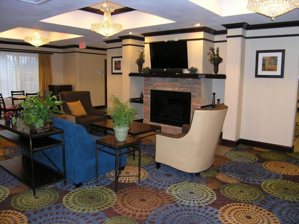 Photo - Holiday Inn Express & Suites Belle Vernon, an IHG Hotel