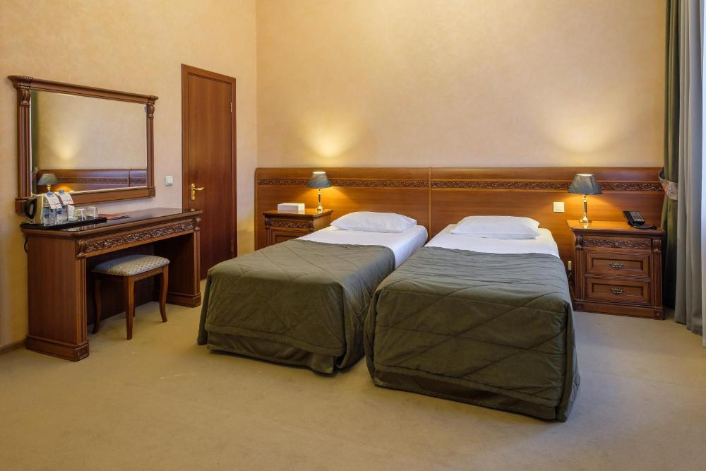 Room Image 4