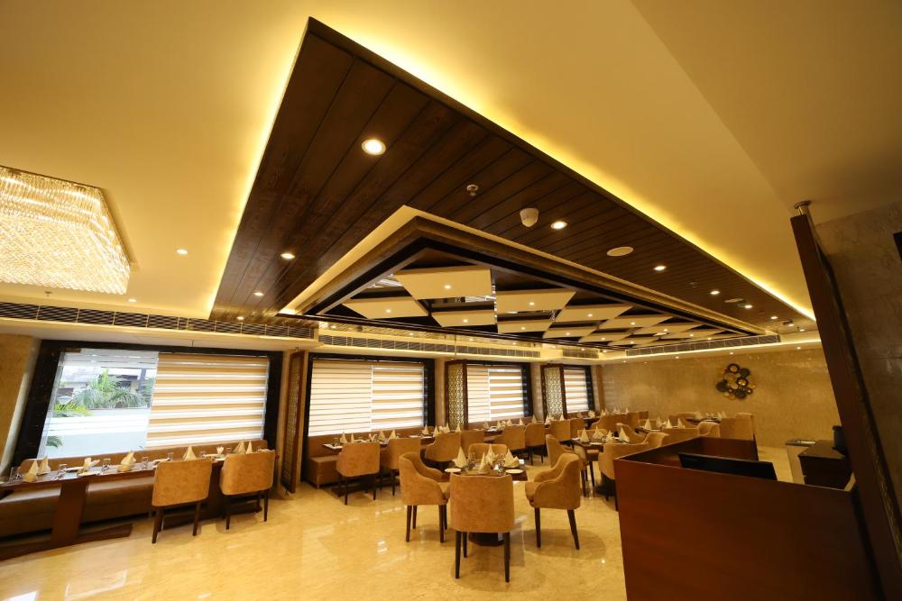 Hotel DVij Inn