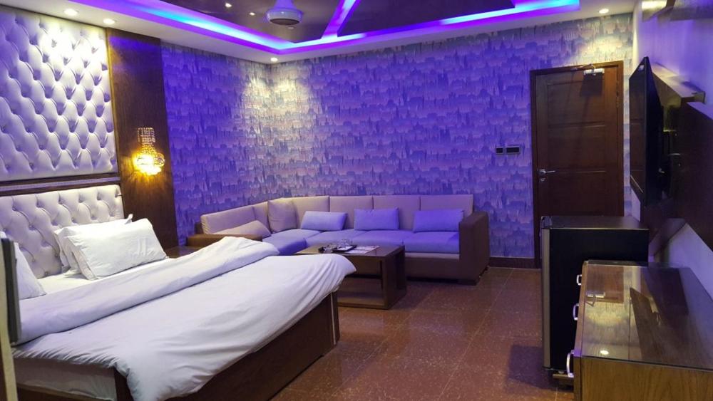 Room image 2