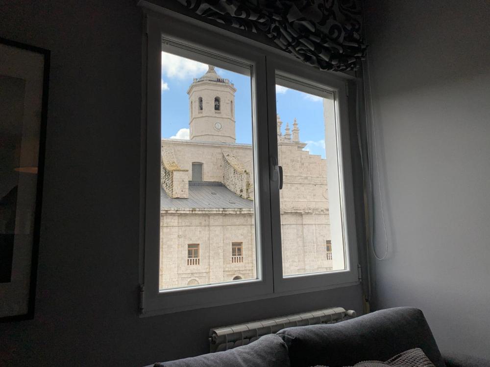 Apartamentos económicos cerca de la Catedral de Sevilla (1114