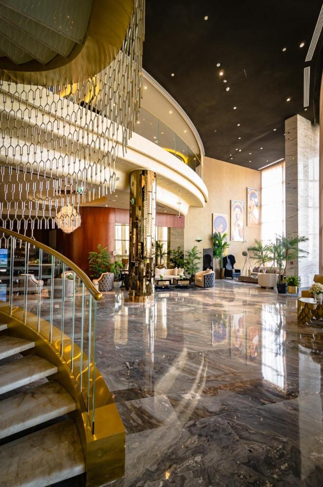 Royal Club by RVHR Paramount Tower B Business Bay