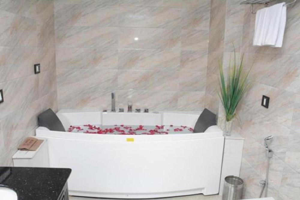 Atithi Hotel - Guwahati
