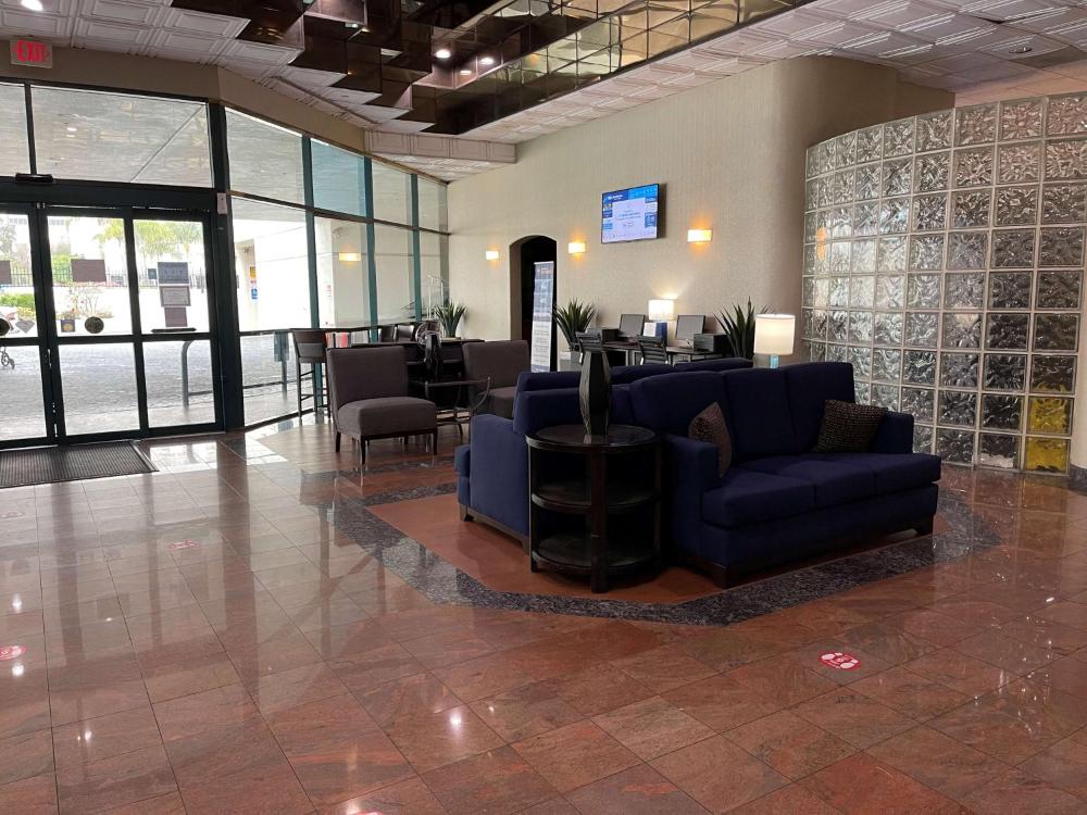 Foto - Best Western Plus Suites Hotel - Los Angeles LAX Airport