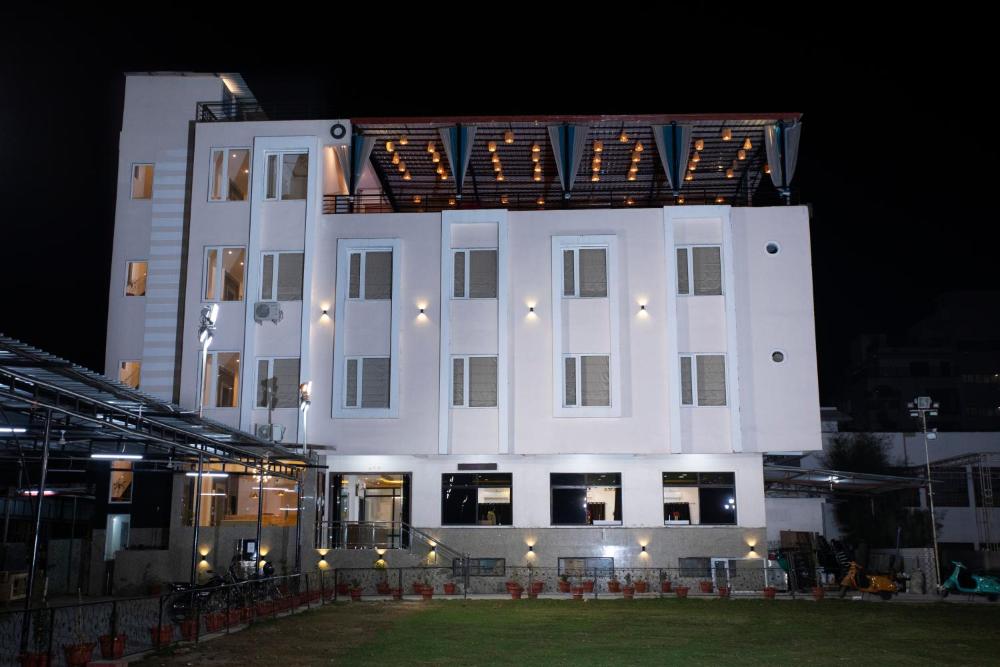 Hotel Bhairav Bagh & Restaurant