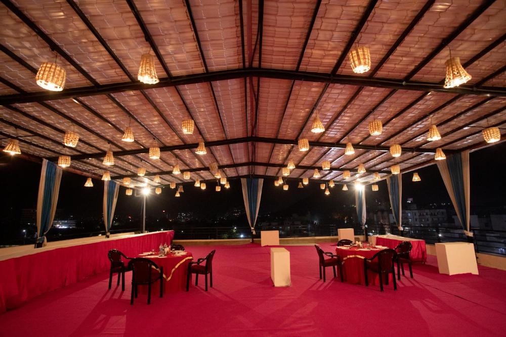 Hotel Bhairav Bagh & Restaurant