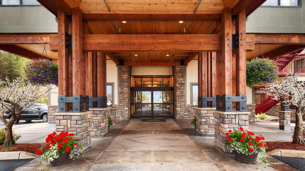 Photo - Best Western Plus Flathead Lake Inn and Suites