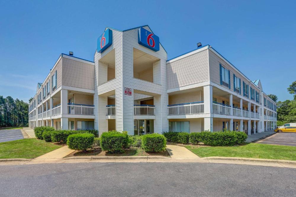 Photo - Motel 6-Raleigh, NC - North