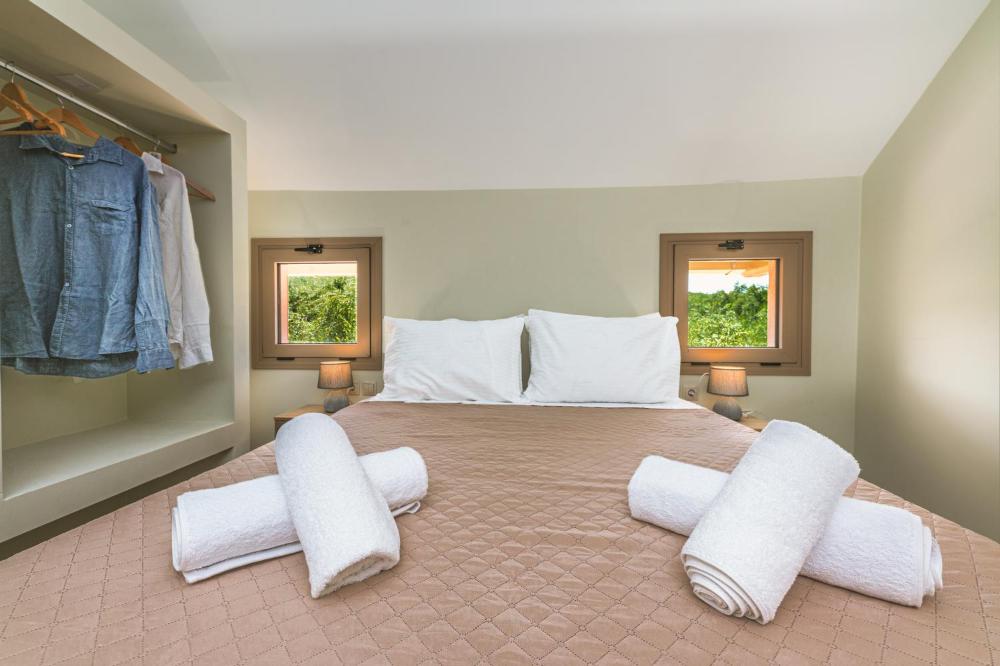 kozanos suites with private pool