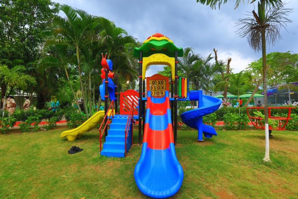 White Feather Resort Kauncha