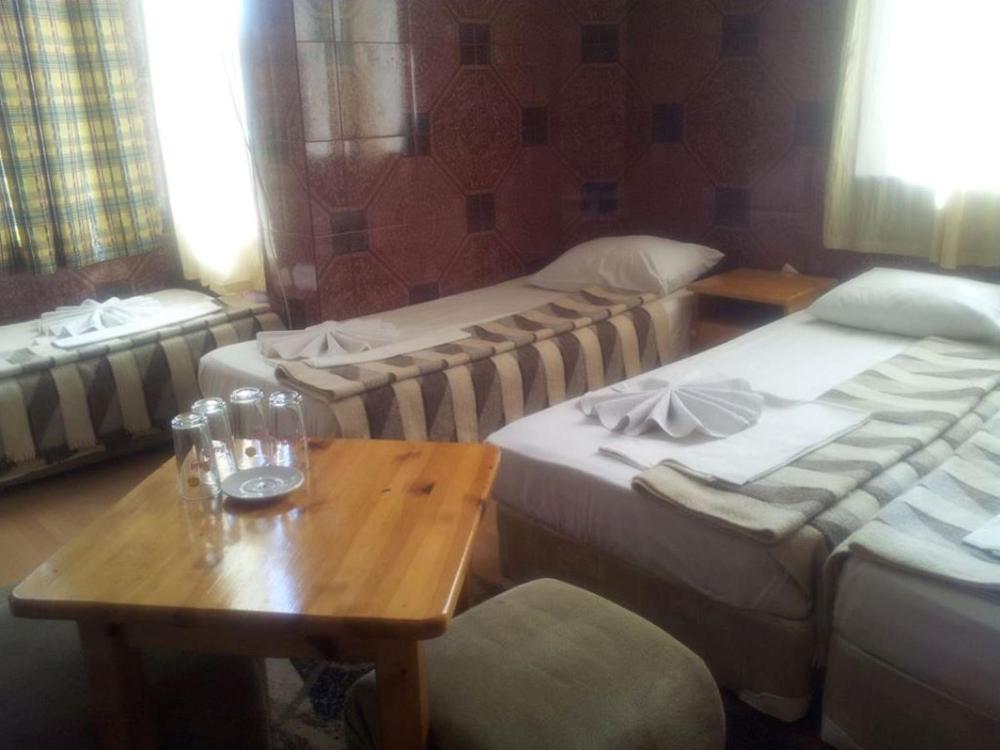 Room image 2